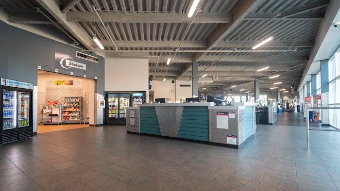 24 Hour Fitness Picture 7