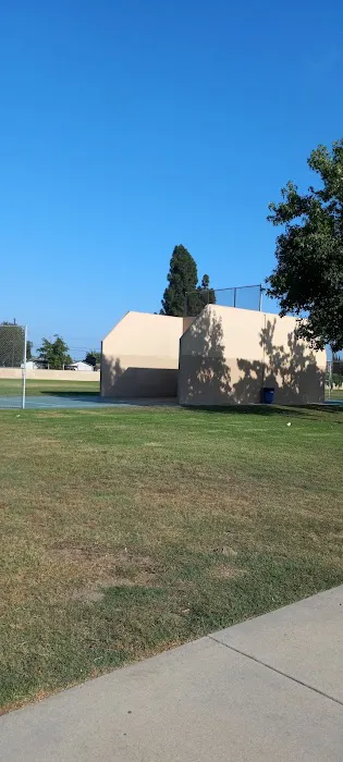 Westminster Park Fitness Zone Picture 6