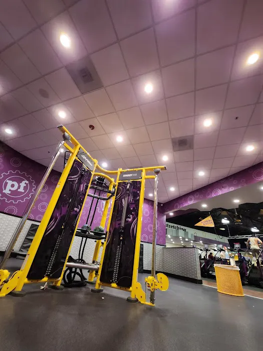 Planet Fitness Picture 8