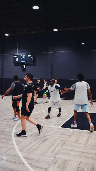 Crosscourt Picture 3