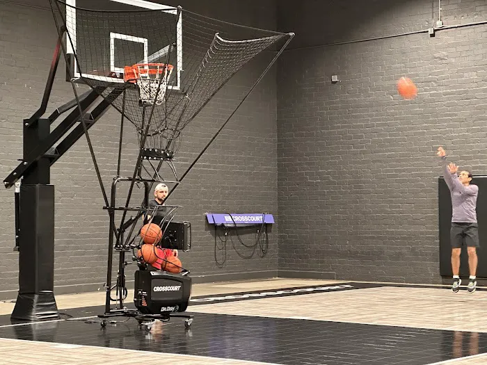 Crosscourt Picture 5