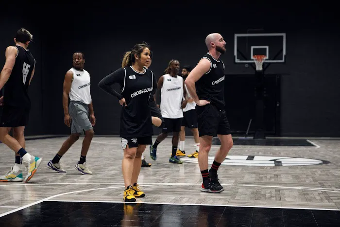 Crosscourt Picture 10