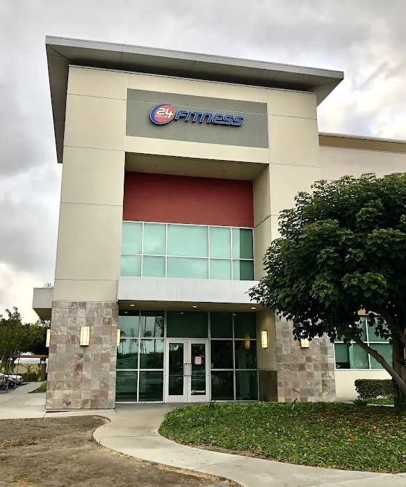 24 Hour Fitness Picture 2