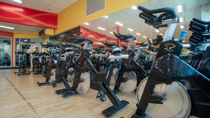 24 Hour Fitness Picture 1