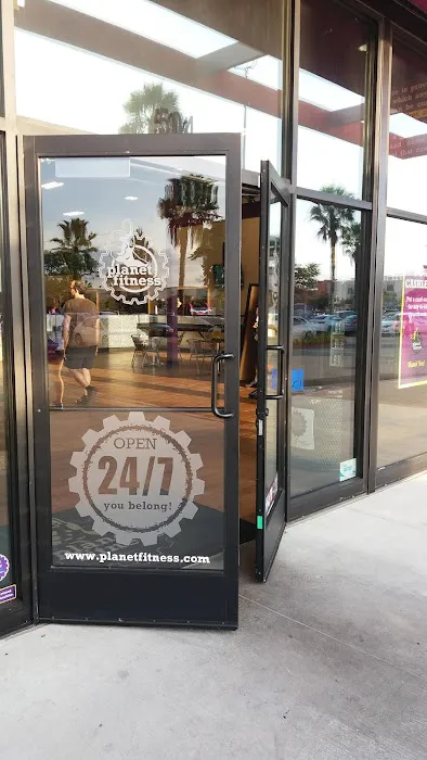 Planet Fitness Picture 6