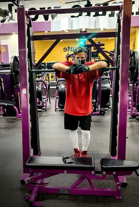 Planet Fitness Picture 2