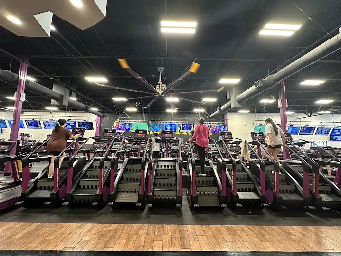 Planet Fitness Picture 3