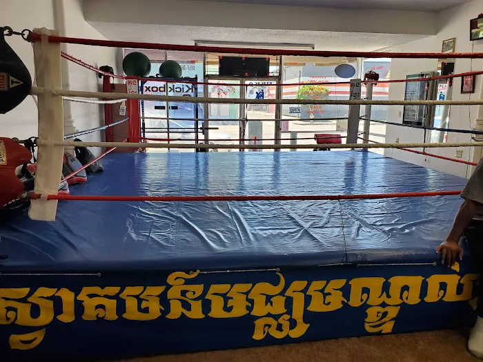 Long Beach Khmer Kickboxing Center Picture 3
