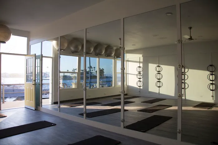 Form and Movement Pilates Picture 8