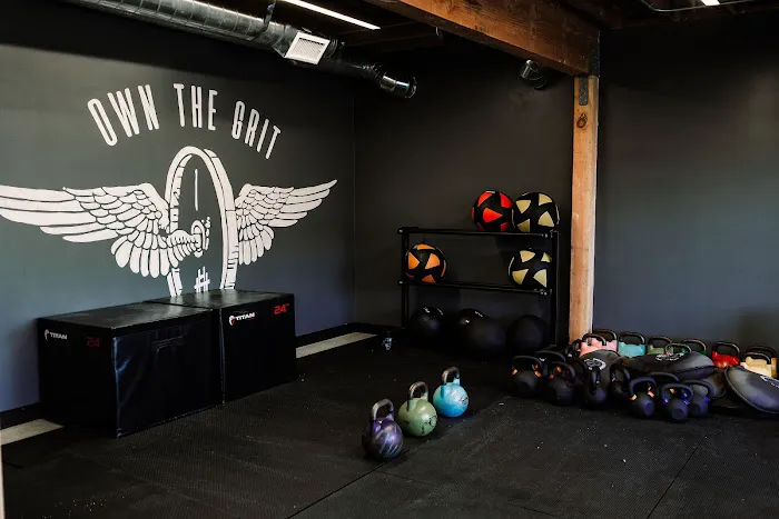 Hybrid House Gym - Long Beach - Retro Row - 4th Street + Hybrid House Gym - Signal Hill, CA Picture 3