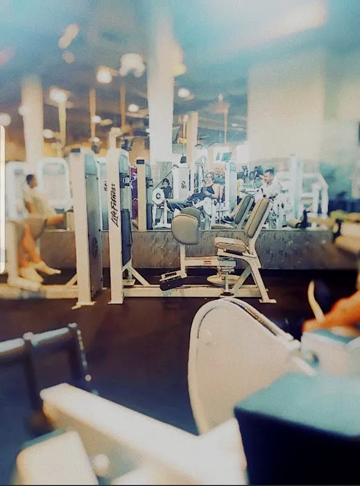 24 Hour Fitness Picture 2