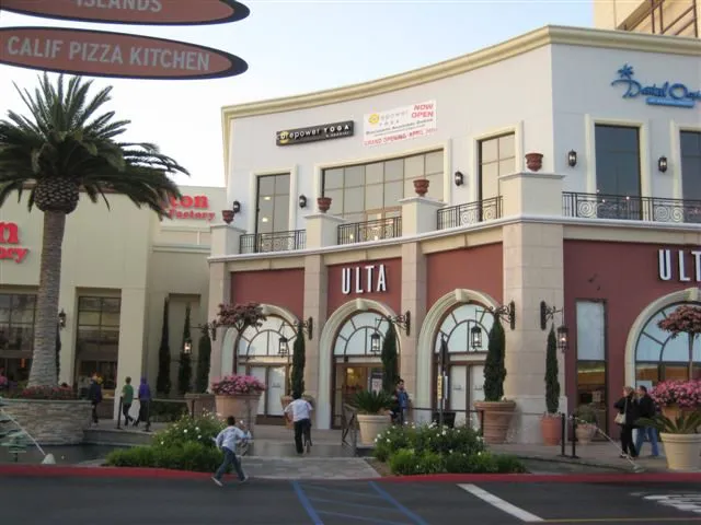 CorePower Yoga - Huntington Beach Picture 3