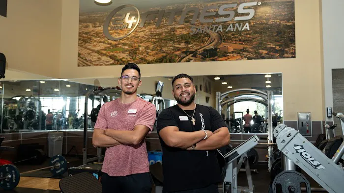 24 Hour Fitness Picture 10