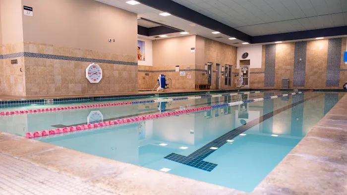 24 Hour Fitness Picture 4