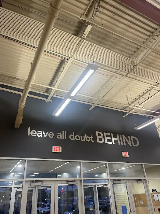 24 Hour Fitness Picture 2