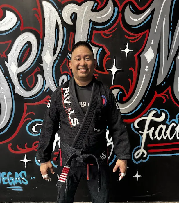 Self Made Training Facility City of Orange | Personal Fitness Center Picture 2