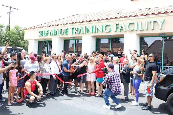 Self Made Training Facility City of Orange | Personal Fitness Center Picture 3