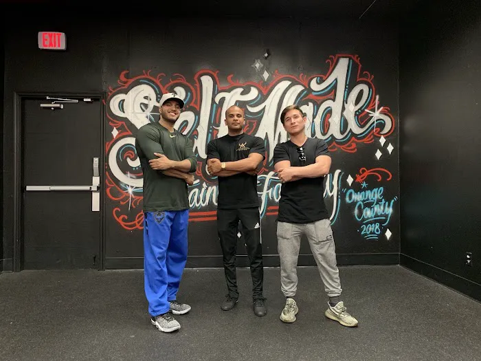 Self Made Training Facility City of Orange | Personal Fitness Center Picture 4