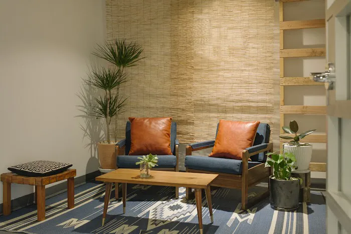 EVERYBODY Picture 10