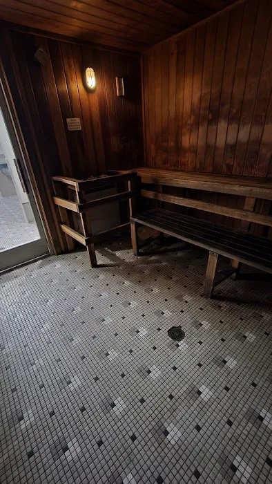 LA Fitness Picture 1