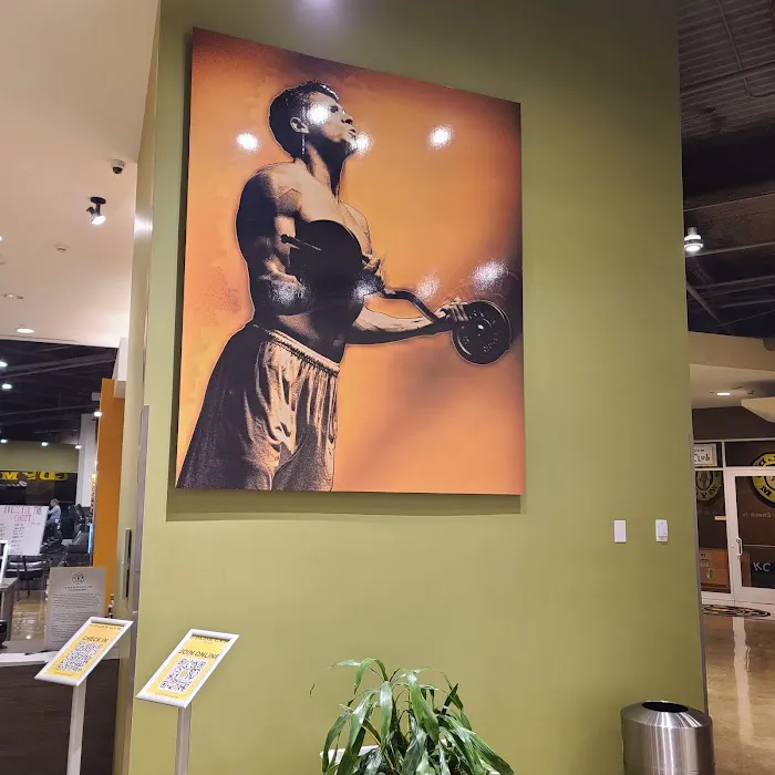 Gold's Gym Arcadia Picture 1