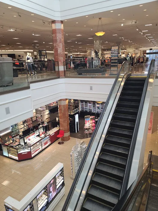 Gold's Gym Arcadia Picture 9