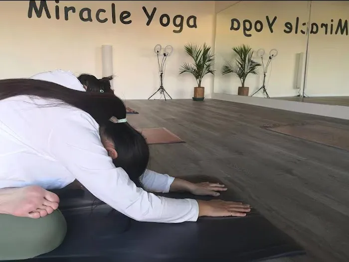 Miracle Yoga LA Picture 4