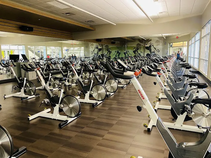 LA Fitness Picture 8