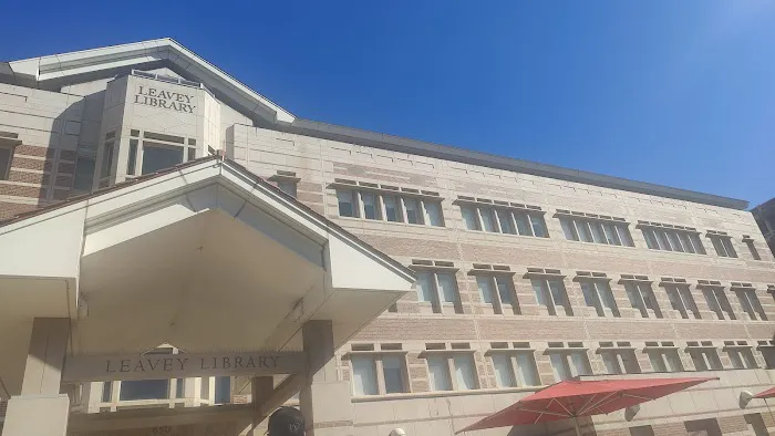 USC Village Fitness Center Picture 7