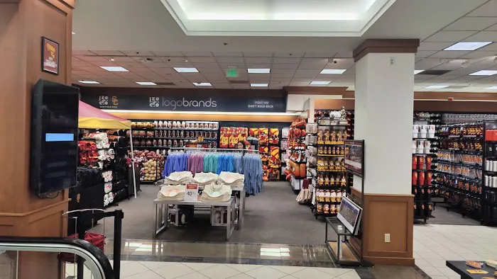 USC Village Fitness Center Picture 9