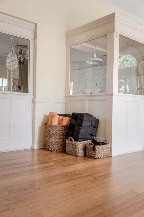 Art of Living Studio Picture 9