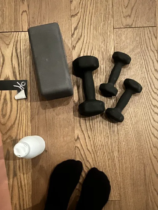 Sweat Yoga DTLA Picture 6