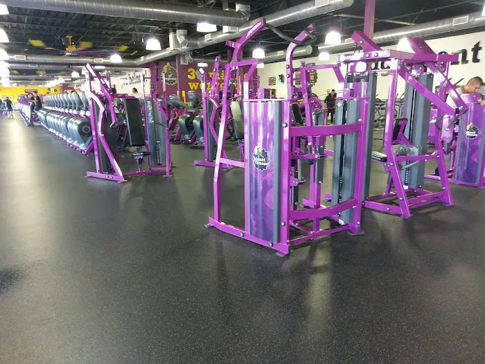 Planet Fitness Picture 2