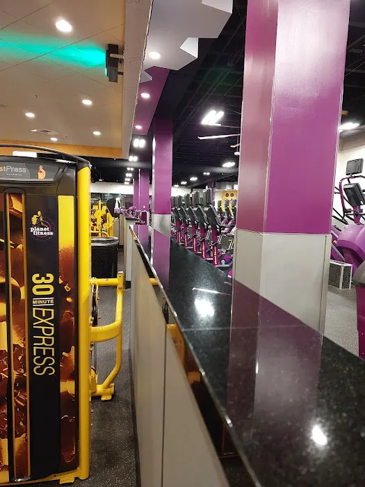 Planet Fitness Picture 1