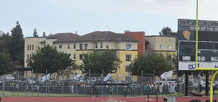 Cabrillo High Small Gym Picture 9