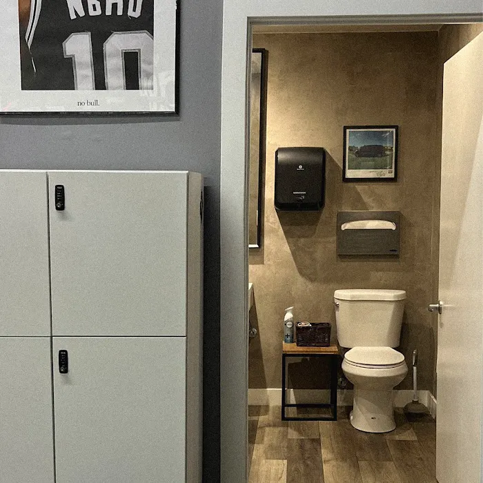 Neighborhood Gym Picture 5