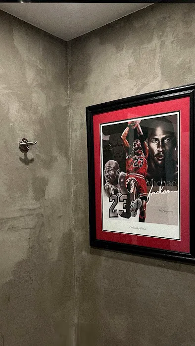 Neighborhood Gym Picture 4