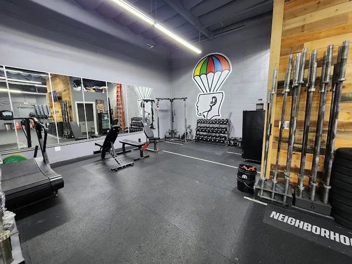 Neighborhood Gym Picture 8