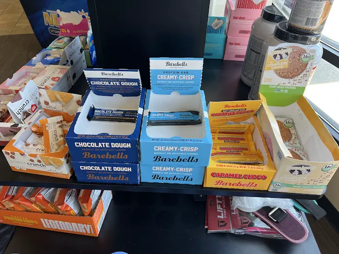 24 Hour Fitness Picture 5