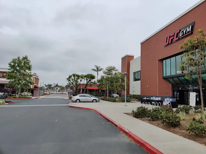 UFC GYM Huntington Beach Picture 1
