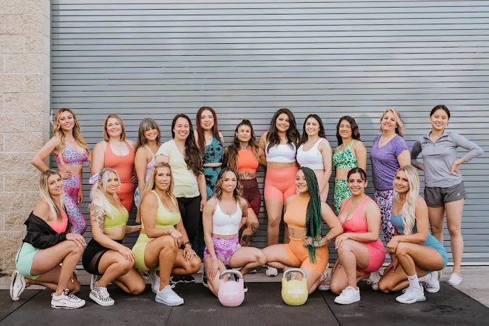 Beast Chickz Picture 9