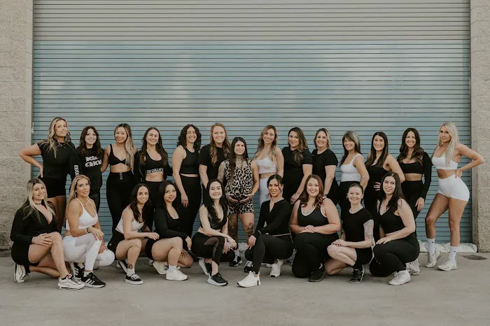 Beast Chickz Picture 4