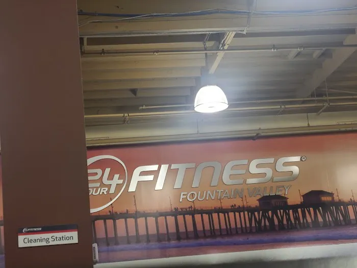 24 Hour Fitness Picture 4