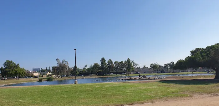 Fitness Court at Carl Thornton Park Picture 1