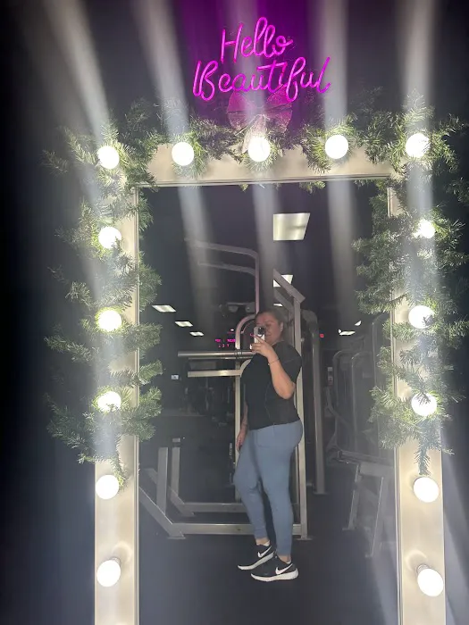 Glute Camp & Fitness Picture 2