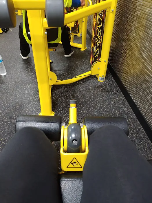 Planet Fitness Picture 9