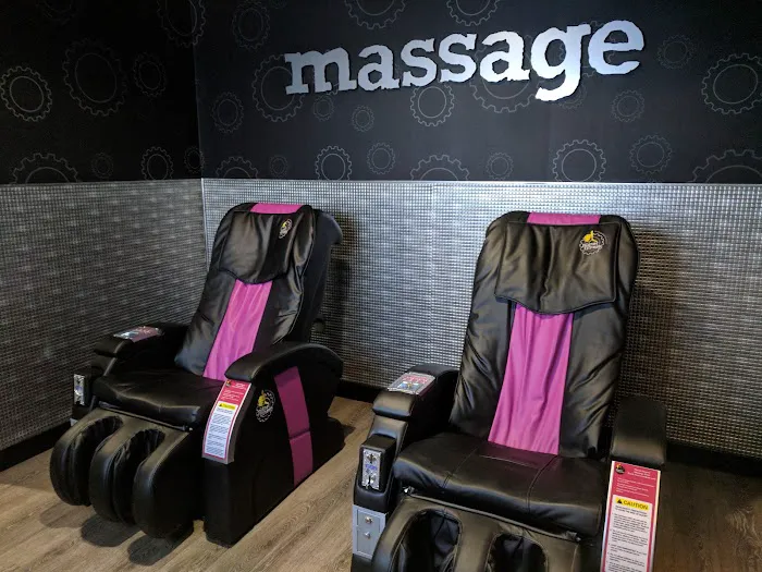 Planet Fitness Picture 8