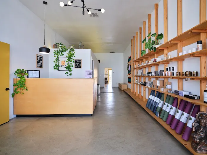 Highland Park Yoga Picture 10