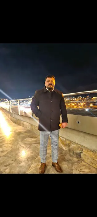 متین حضرتی قهرمان mma جهان مجتمع ورزشی f.h Picture 1