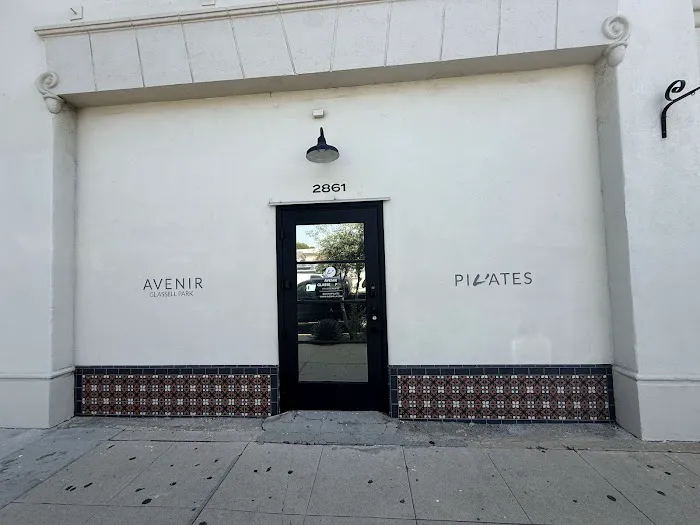 AVENIR-GLASSELL PARK Picture 2